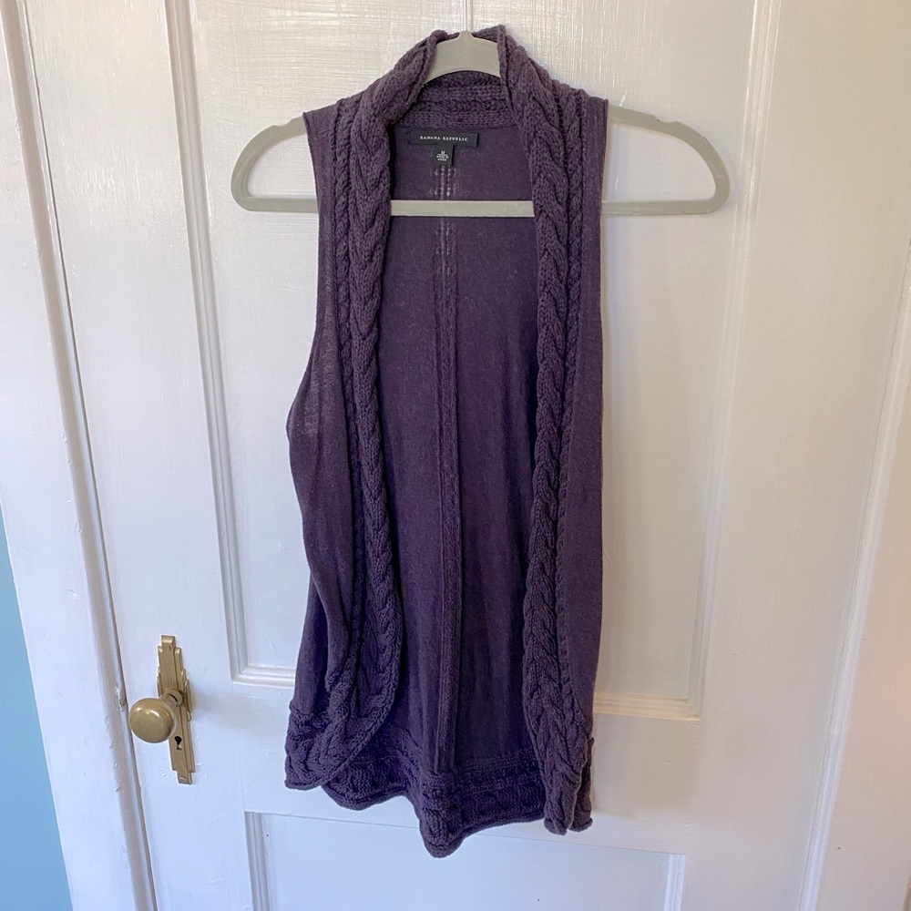 Banana Republic women’s open sweater vest, purple Medium